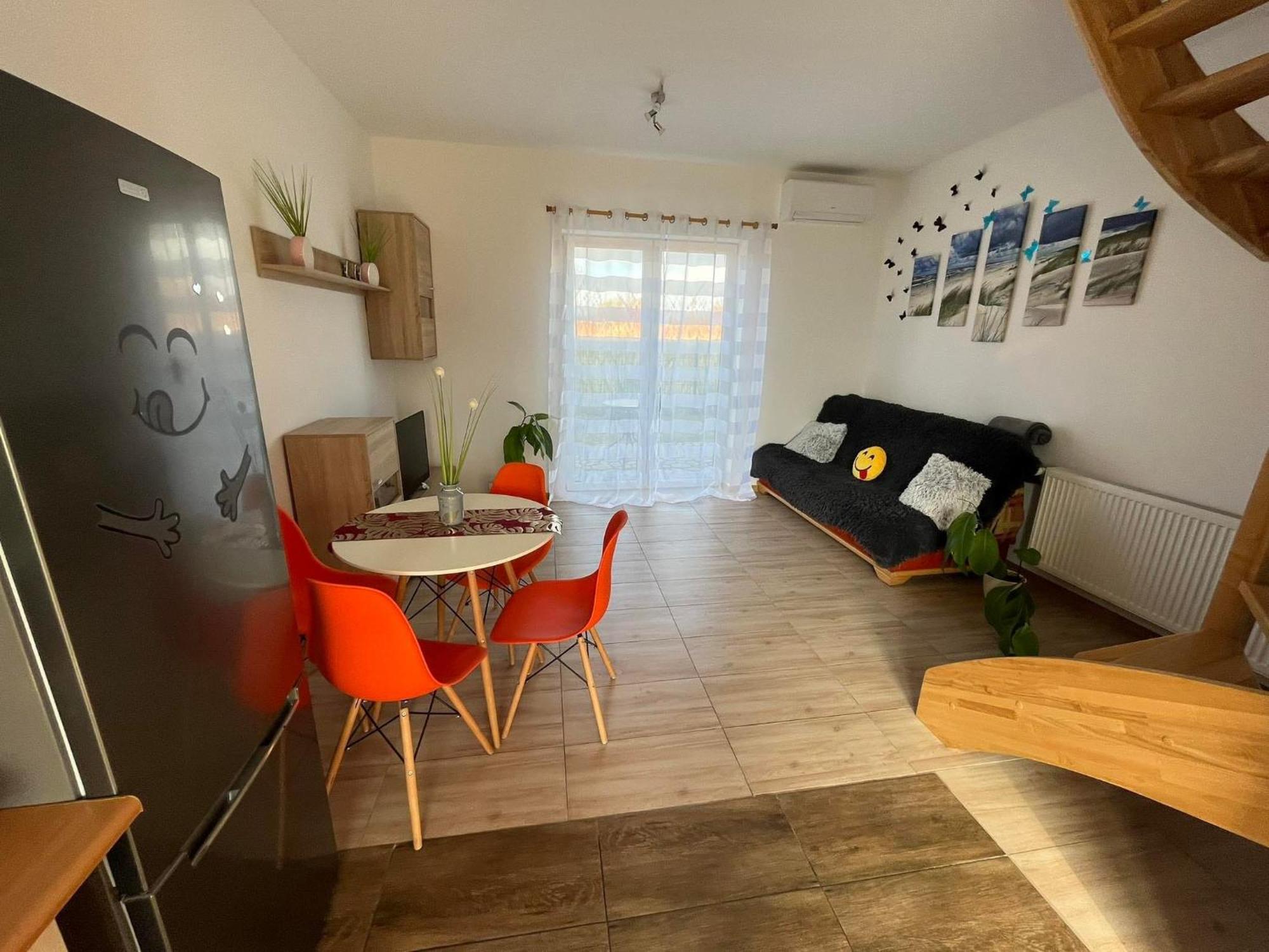 Dom wakacyjny Baltichouse Podczele- Wakacyjne Blisko Morza !!! Sauna, Jacuzzi,grill Plac Zabaw Kołobrzeg